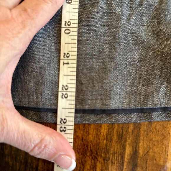 Ann Taylor | Blue-Gray A-Line Knee Length Skirt with Cream Floral Embroidery - Picture 8 of 9